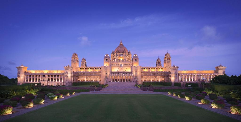 Explore Royal India