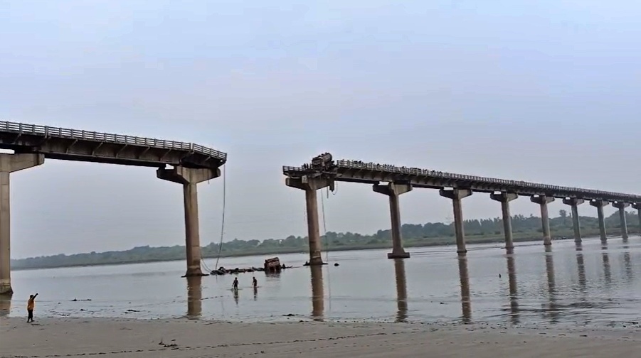Gujarat Bridge Accident